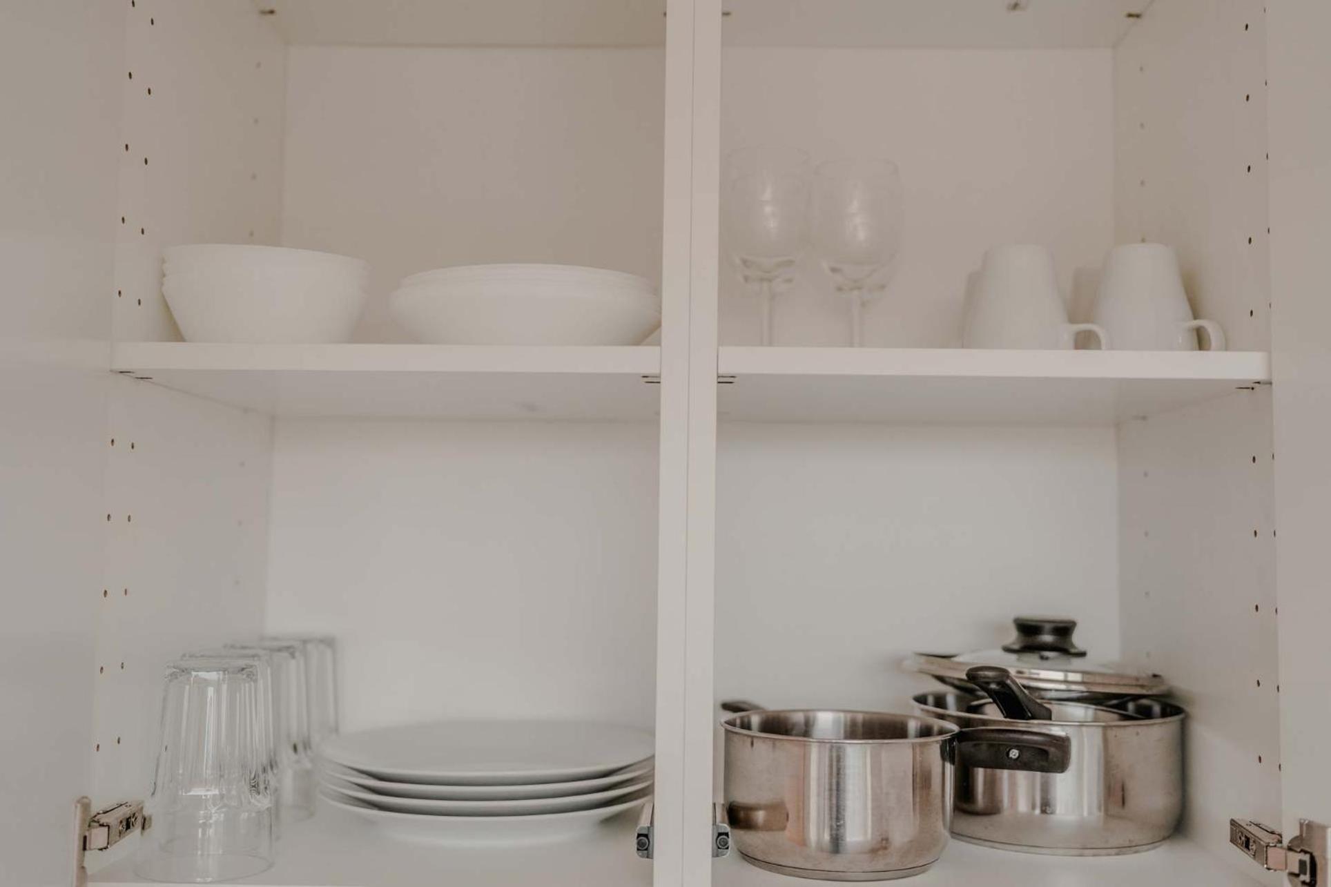Apartment Mit Kueche, Arbeitsplatz Und Xxl Sofa Neuss Bagian luar foto
